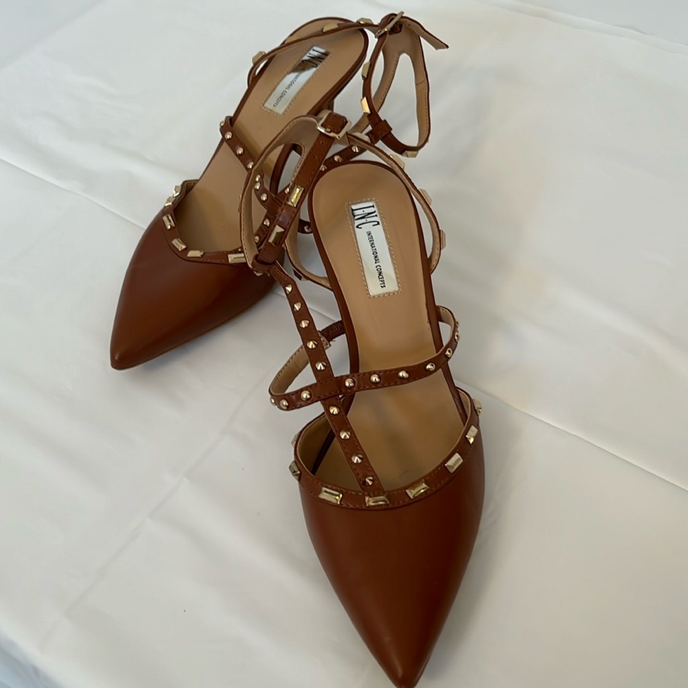 Inc International Concepts, Carma. Pointed toe, studded pumps.  Size 9 - Used